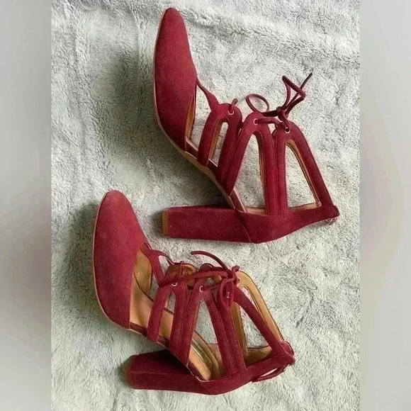 Halogen Sydney Leather Block Heels EUC - Picture 3 of 6